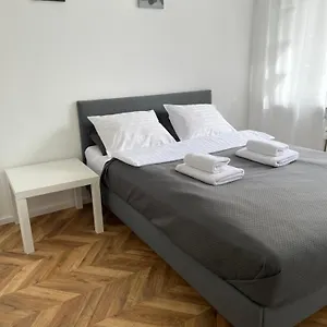 Green Apartament